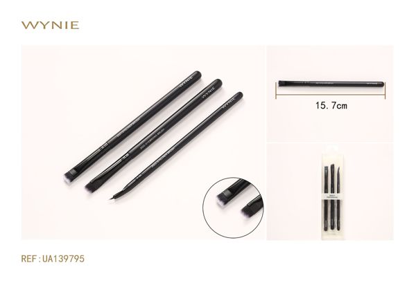 Ua139795 set de 3 brochas y pinceles