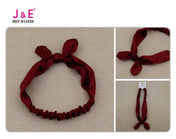 Turbante rojo terciopelo anudado