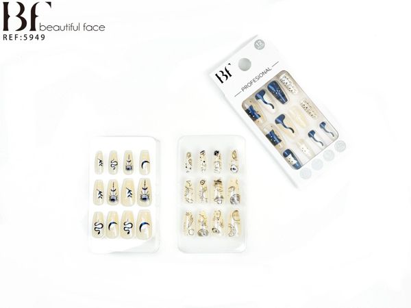 Uñas postizas ij: iii